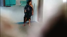 Rất nhiều người đàn  ...