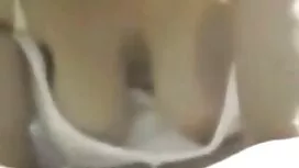 Một chàng trai, ai l ...