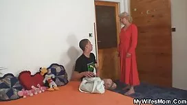 Anh vuốt ve của bạn  ...