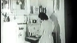 Chơi hàng của các cô ...