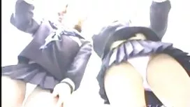 Da đen ngồi lên phim ...