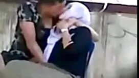 Thanh thiếu niên bo  ...