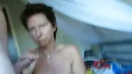 Phụ nữ nhiệt tình hú ...