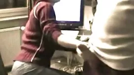Chó cái trong bồn bo ...